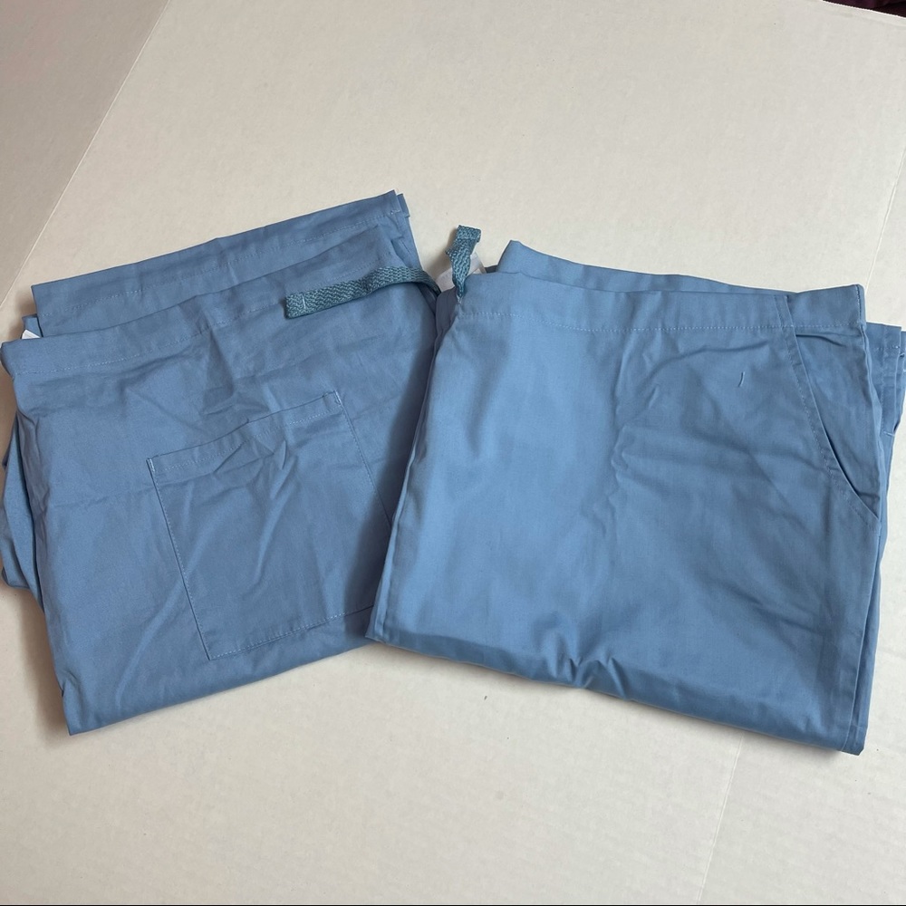 Women HPI light blue scrub pants in size 2XL tall